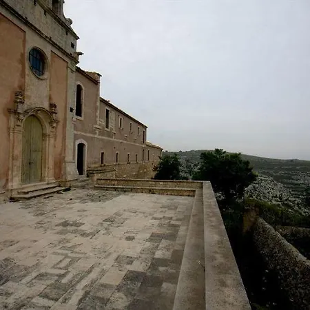 Eremo Madonna Delle Grazie 3* Avola